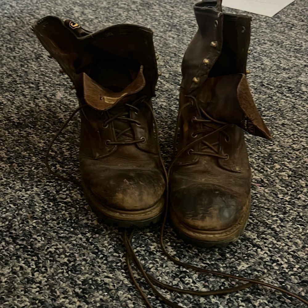 Size 11 Carolina Boots